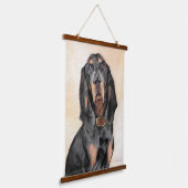 ブラック&タン絵画クーンハウズ – オリジナルドッグアート 吊り下げ型タペストリー (傾斜あり)