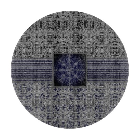 ブラック、ネイビー、グレーのXとOのパターン カッティングボード (正面)