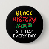 ブラック・ヒストリは毎日 缶バッジ (正面)