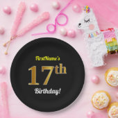 ブラック、フェイク金ゴールド17番目の誕生日+名前をカスタムする ペーパープレート (パーティー)