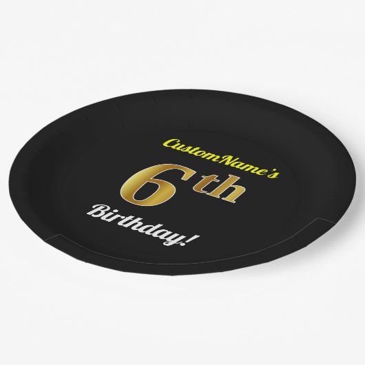 ブラック、フェイク金ゴールド6番目の誕生日+名前をカスタムする ペーパープレート (アングル)