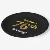 ブラック、フェイク金ゴールド76番目の誕生日+名前をカスタムする ペーパープレート (アングル)