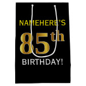 ブラック、フェイク金ゴールド85番目の誕生日+名前をカスタムする ミディアムペーパーバッグ (裏面)