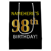 ブラック、フェイク金ゴールド98誕生日+名前をカスタムする ミディアムペーパーバッグ (裏面)