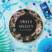 ブラック&フラワーのスイート16 | エレガントな誕生日 ペーパープレート (パーティー)