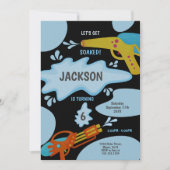 ブラック＆ブルーの水鉄砲の誕生日招待状 招待状 (正面)