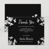 ブラック＆ホワイトのワイルドフラワーのお悔やみカード 招待状 (正面/裏面)