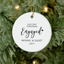 ブラック&ホワイトの最初のクリスマス 婚約 フォト オーナメント