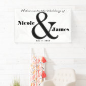 ブラック&ホワイトアンパサンドパーソナライズされたシック結婚ズ 横断幕 (インサイチュ)