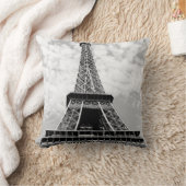 ブラック&ホワイトエッフェルタワーパリトラベル クッション (ブランケット)