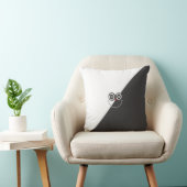 ブラック&ホワイトスマイル顔枕 クッション (椅子)