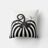 ブラック&ホワイトパンプキストライプのンシック秋秋 クッション (裏面)