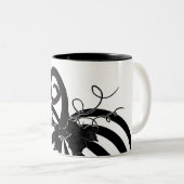 ブラック&ホワイトパンプキストライプのンシック秋秋 ツートーンマグカップ (正面右)