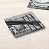 ブラック&ホワイトブルックリンブリッジニューヨークシティ スクエアペーパーコースター (アングル)