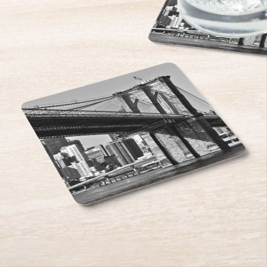 ブラック&ホワイトブルックリンブリッジニューヨークシティ スクエアペーパーコースター (アングル)