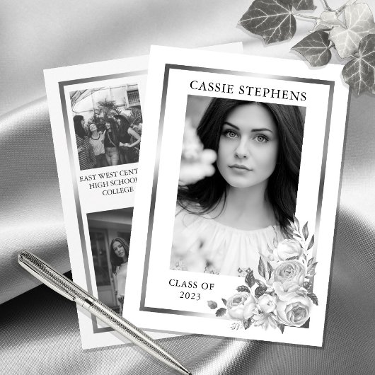 ブラック |ホワイト4フォトコラージュ金ゴールドフレームの卒業 案内状