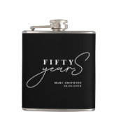 ブラック&ホワイト 50歳の誕生日または記念日 フラスク (正面)