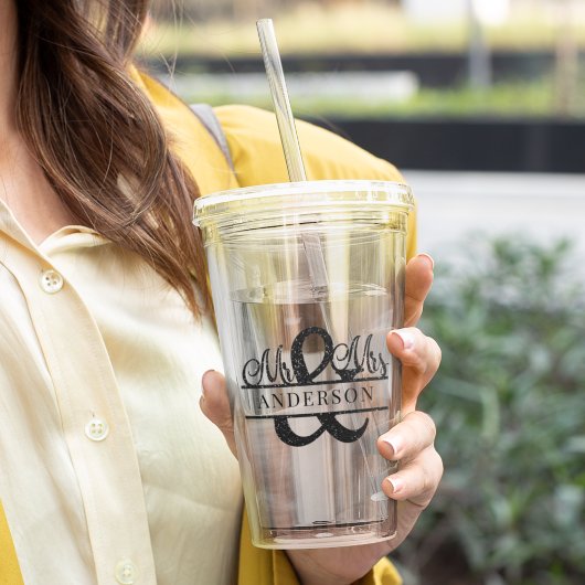 ブラック・ミスター・アンド・ミセス・モノグラム・ウェディングパーティパーソナライズされたー アクリルタンブラー