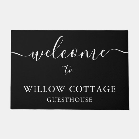 ブラック&モダンホワイトゲストハウスウェルカム ドアマット (正面)