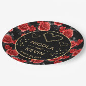 ブラック&レッドローズパターン&金ゴールド結婚ダイヤモンド ペーパープレート (アングル)