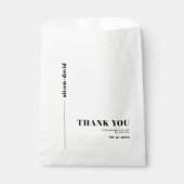 ブラック、白シックタイポグラフィミニマル結婚リスト フェイバーバッグ (正面)