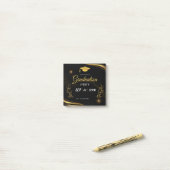 ブラック&金ゴールド卒業パーティー招待状 ポストイット (デスク上)