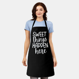 ブラック「Sweet Things Happen Here」女性用おしゃれギフト エプロン