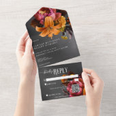 ブラックMoody Gothic Orange Lily結婚のQRコード オールインワン招待状 (貼ってはがせる)