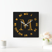 ブラックWccnt上のモノグラムオレンジの脂肪ローマ数字 スクエア壁時計 (ホーム)