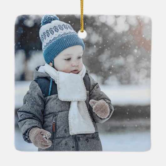 ブラッシュド赤いクリスマスの年間家族の写真 セラミックオーナメント (裏面)