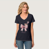 ブラッシュピンクのリボン水彩画 Tシャツ (正面フル)