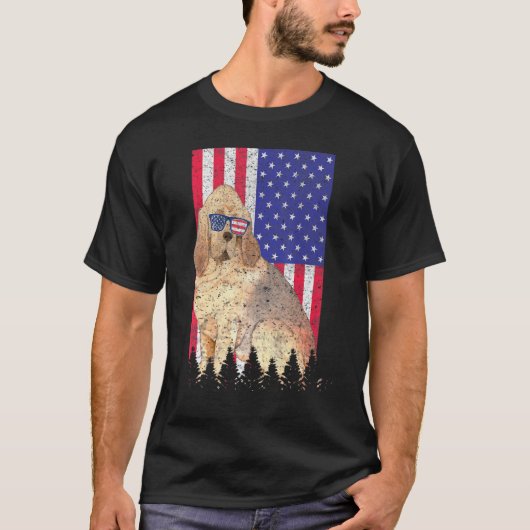 ブラッドハウンド愛国犬アメリカプライドアメリカ国旗 Tシャツ (正面)