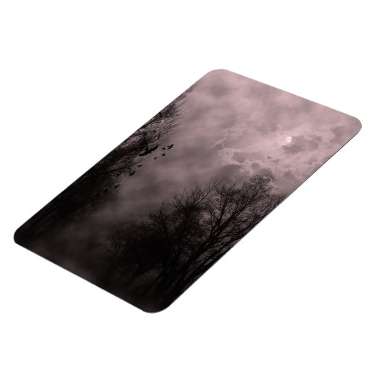 ブラッドレッド幽霊のよく出るスカイとラヴェンス マグネット (左側)