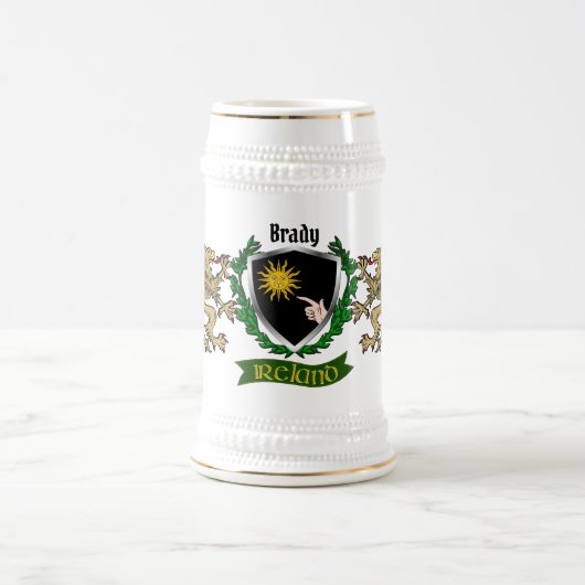 ブラディー アイリッシュ シールド ネーム入り ビールジョッキ (中央)