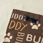 ブラパーソナライズされたウンドッグ ビーチタオル (インサイチュ)