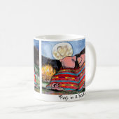 ブランケットに入った豚のロマンチックな夜の月星アート コーヒーマグカップ (正面右)