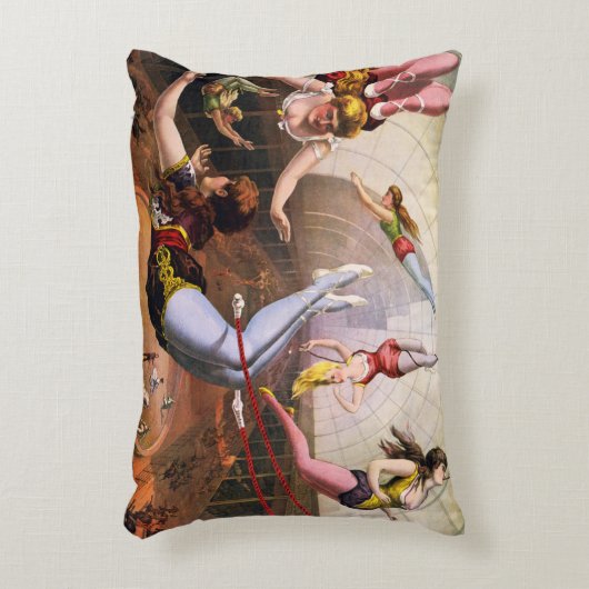 ブランコのサーカスの芸人の枕を飛ばすヴィンテージ アクセントクッション (正面(垂直))