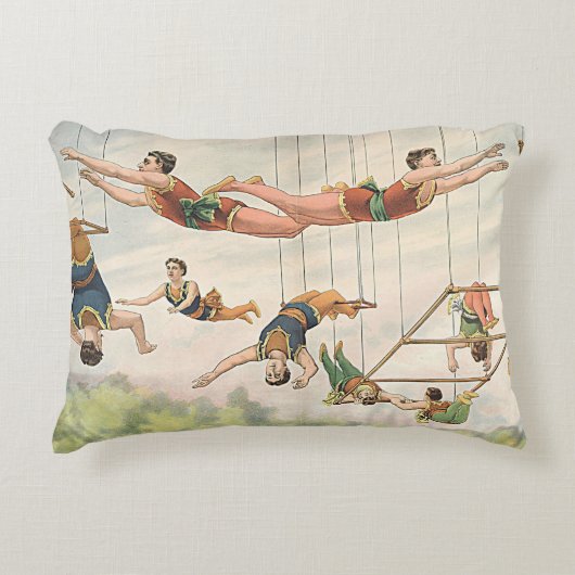 ブランコのサーカスの芸人の枕を飛ばすヴィンテージ アクセントクッション (正面)