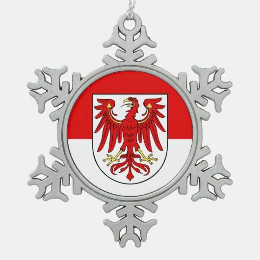 ブランデンブルク雪の結晶ペーターのクリスマスホーン国旗 スノーフレークピューターオーナメント (正面)