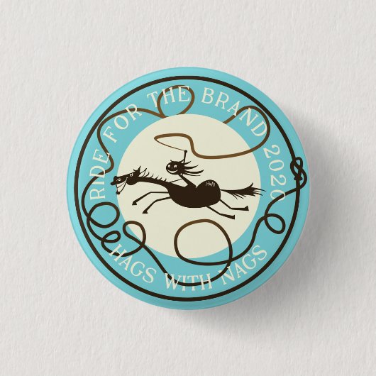 ブランド2020のボタンに乗る 缶バッジ (正面)