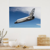 ブラン宇宙往還機が雲を抜ける ポスター (キッチン)