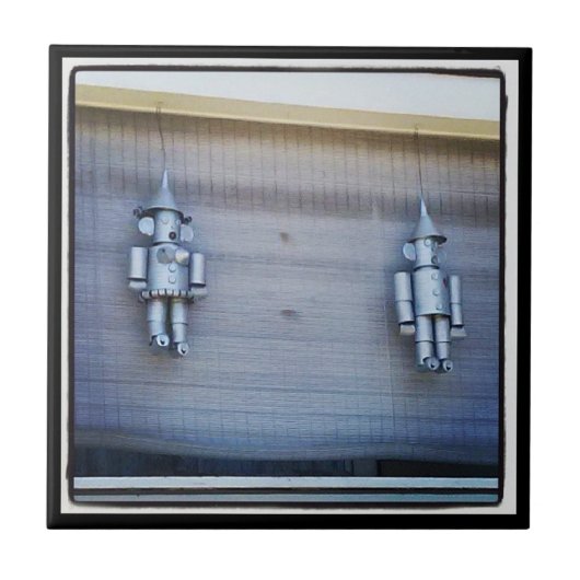 ブリキの男とブリキの女 タイル (正面)