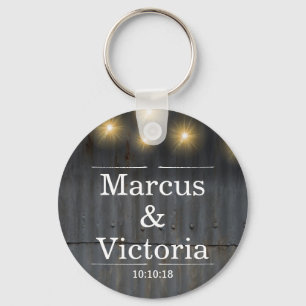 ブリキ素朴ンバードドアウェディング キーホルダー