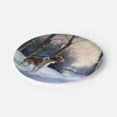 ブリタニースパニエル犬がそれを雪のクリスマスに許可 ペーパープレート (アングル)