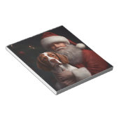 ブリタニースパニエル犬とサンタクロースのクリスマス ノートパッド (アングル)