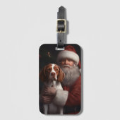 ブリタニースパニエル犬とサンタクロースのクリスマス ラゲッジタグ (正面縦)