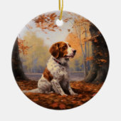 ブリタニースパニエル犬イン紅葉秋インスパイア セラミックオーナメント (正面)