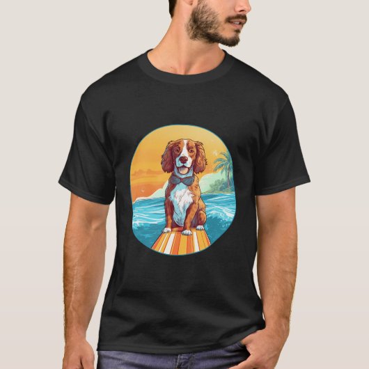 ブリタニースパニエル犬サーフィンおもしろい犬ビーチ Tシャツ (正面)