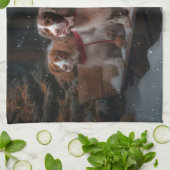 ブリタニースパニエル犬スノウィースリークリスマスデコール キッチンタオル (折り畳み)