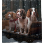 ブリタニースパニエル犬スノウィースリークリスマスデコール シャワーカーテン (正面)